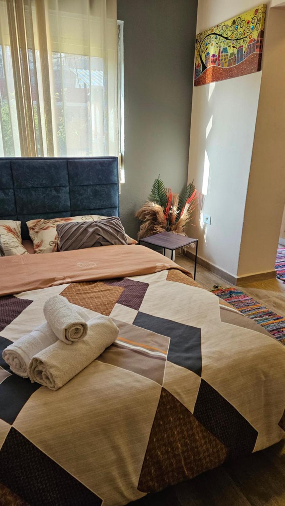 Dua'S Apartment Tirana Exteriör bild